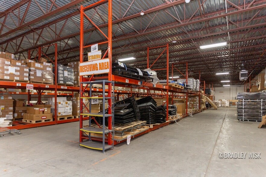 More Photos Of 581 Ottawa Ave, Holland Light Distribution For Sale