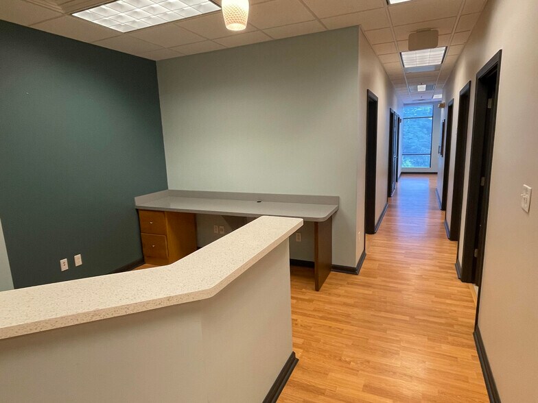 More Photos Of 535 Wellington Way, Lexington Medical For Sale