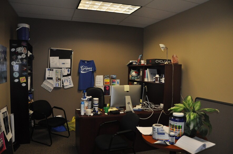 More Photos Of 585 Prospect St, Lakewood Warehouse For Lease