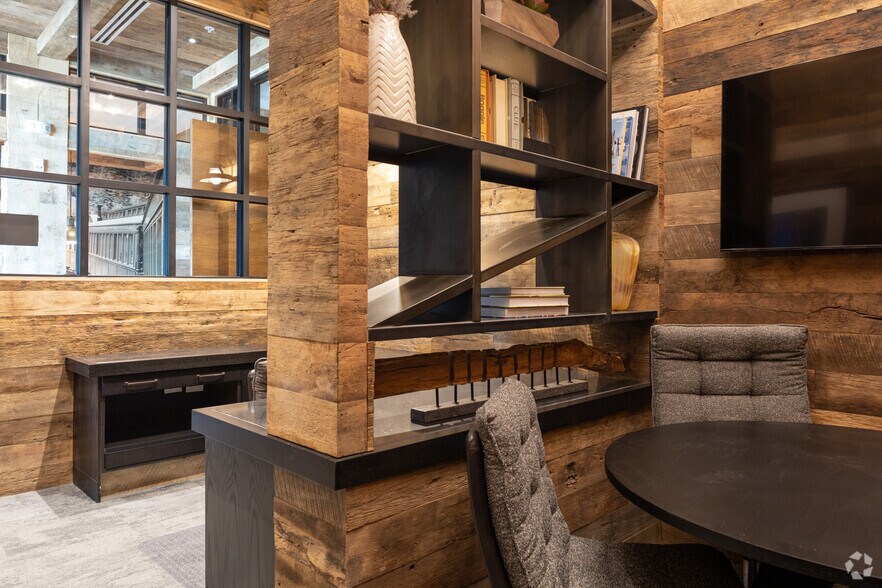 More Photos Of 270 E Flatiron Crossing Dr, Broomfield Apartments For Lease