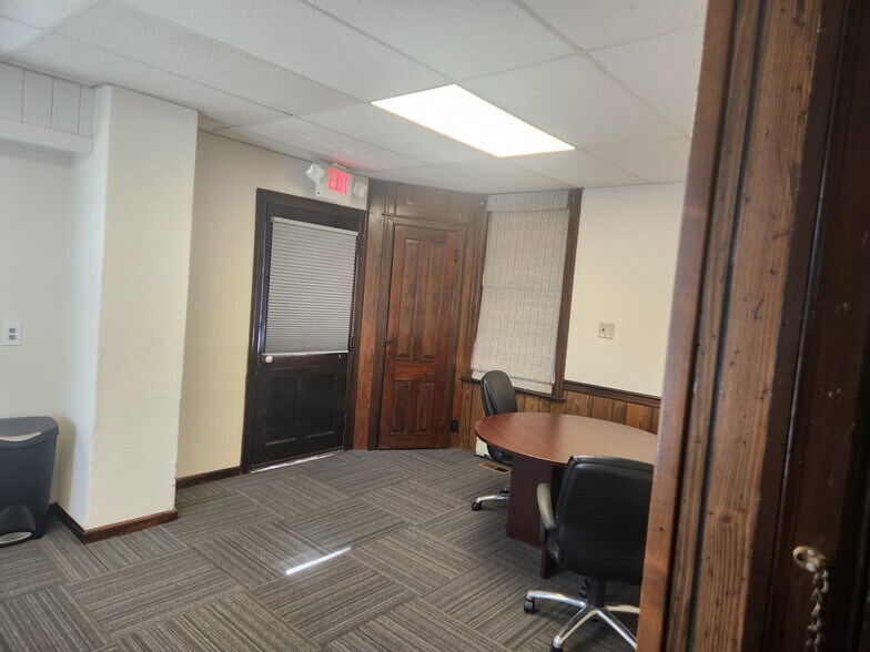 More Photos Of 770 Marne Hwy, Moorestown Medical For Lease