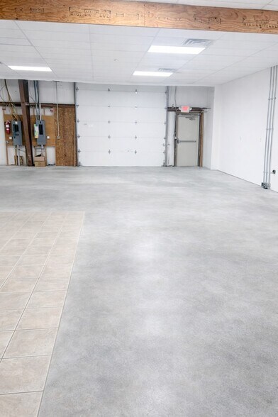More Photos Of 26836 Lewes Georgetown Hwy, Harbeson Warehouse For Lease