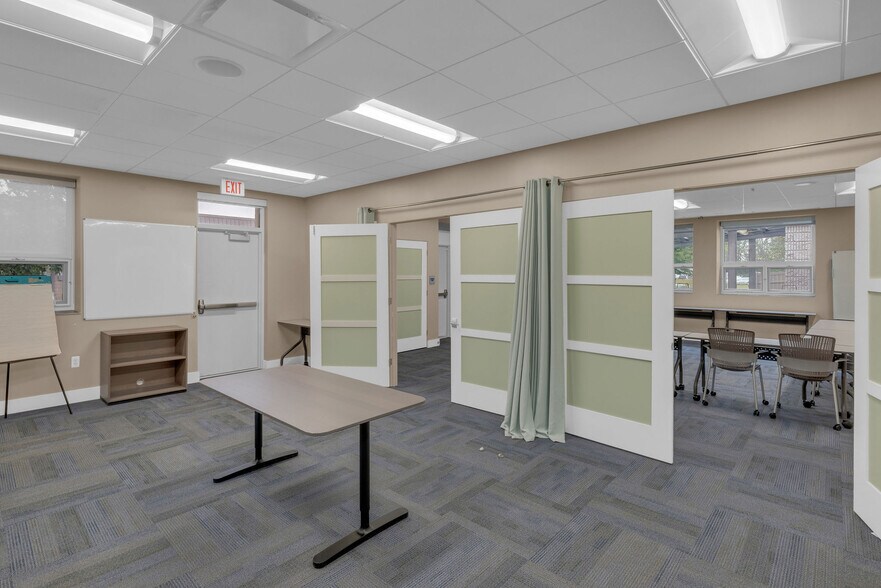 More Photos Of 100 Gaither Dr, Mount Laurel Medical For Lease