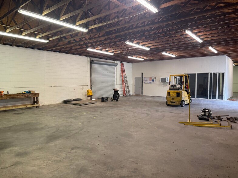 More Photos Of 1453 Hickory Crossing Rd, Hartwell Warehouse For Lease