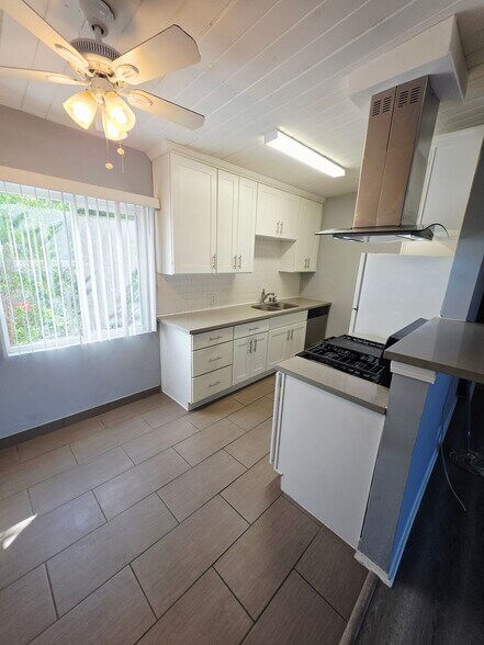 More Photos Of 4133 La Crescenta Ave, La Crescenta Apartments For Sale