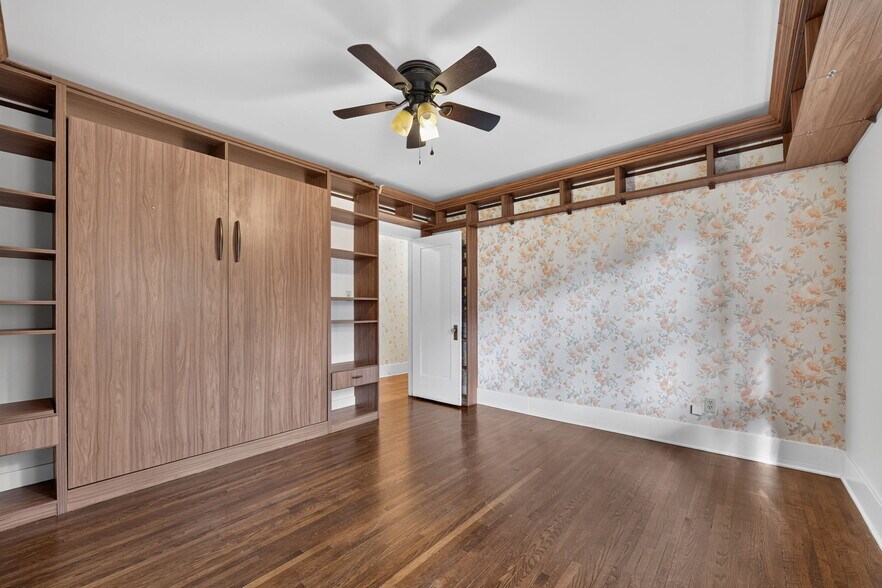 More Photos Of 119 S Adams St, Glendale Multifamily For Sale