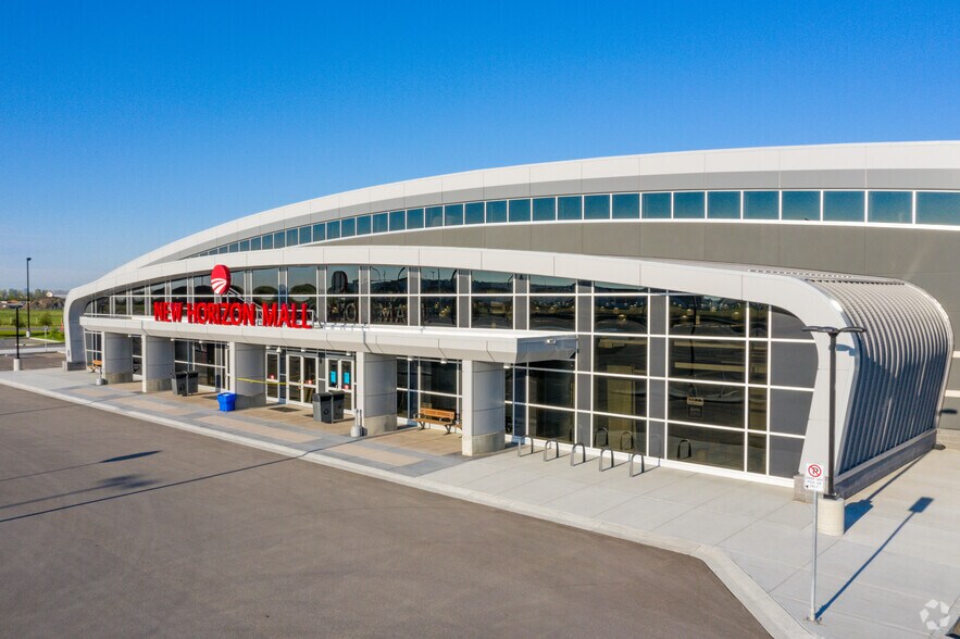 More Photos Of 260300 Writing Creek Cres, Balzac Storefront Retail Office For Lease