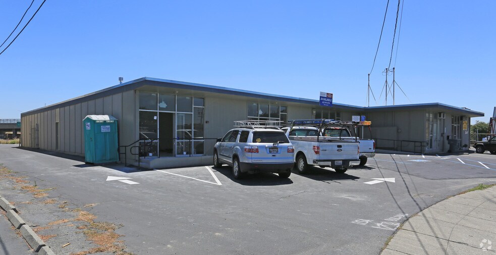 More Photos Of 1650-1670 Abram Ct, San Leandro Manufacturing For Lease