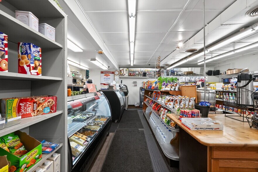 More Photos Of 56 Emerson St, Kingston Convenience Store For Sale