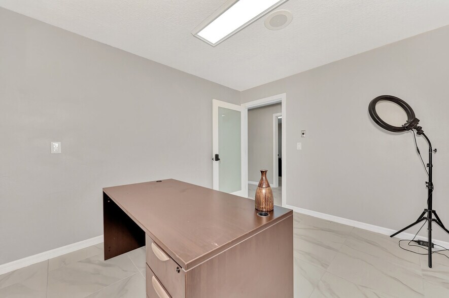 More Photos Of 12749 Tamiami Trl S, North Port Medical For Sale