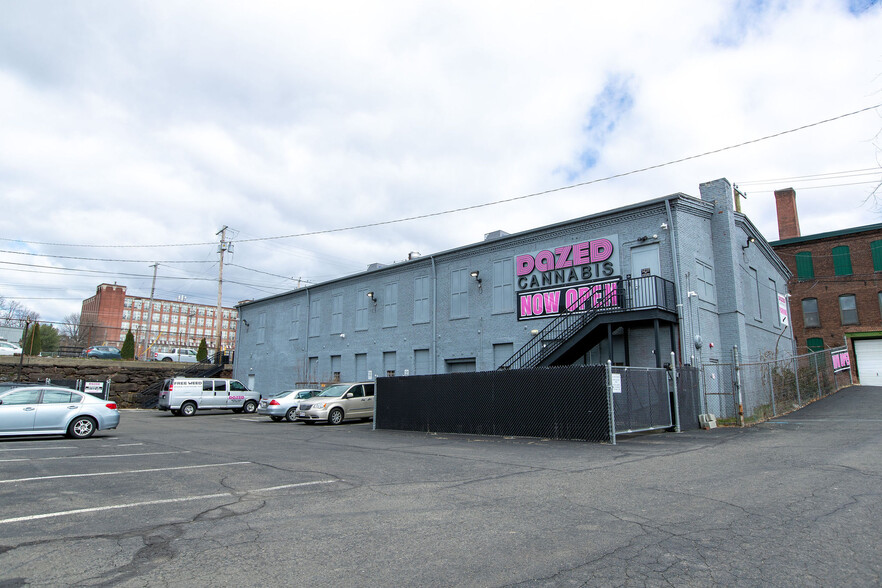 More Photos Of 56-B Jackson St, Holyoke Manufacturing For Sale