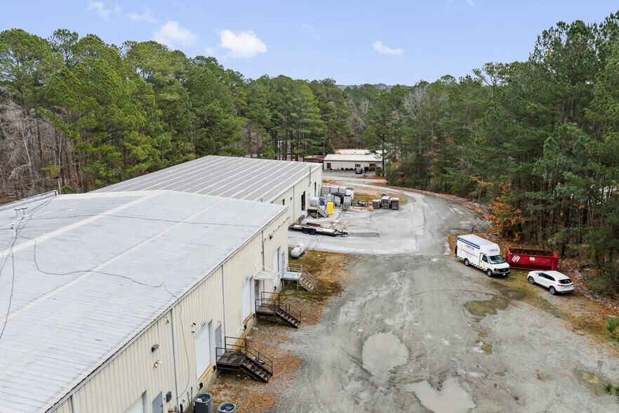 More Photos Of 3337 Air Park Rd, Fuquay Varina Light Manufacturing For Sale