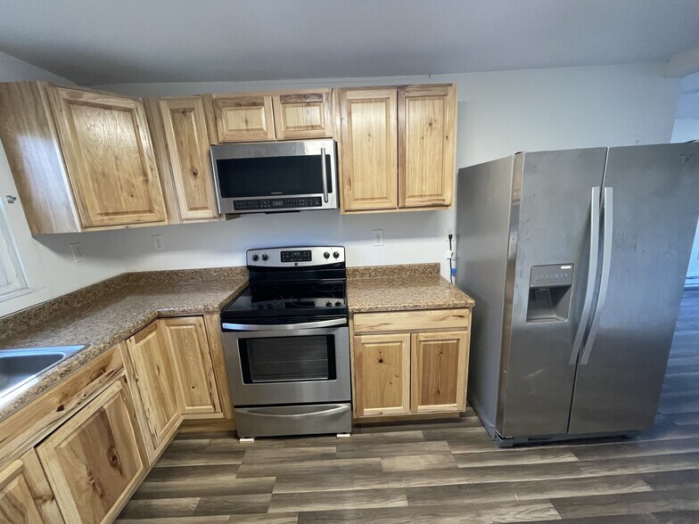 More Photos Of 13 US Highway 206 S, Sandyston Storefront Retail Residential For Sale