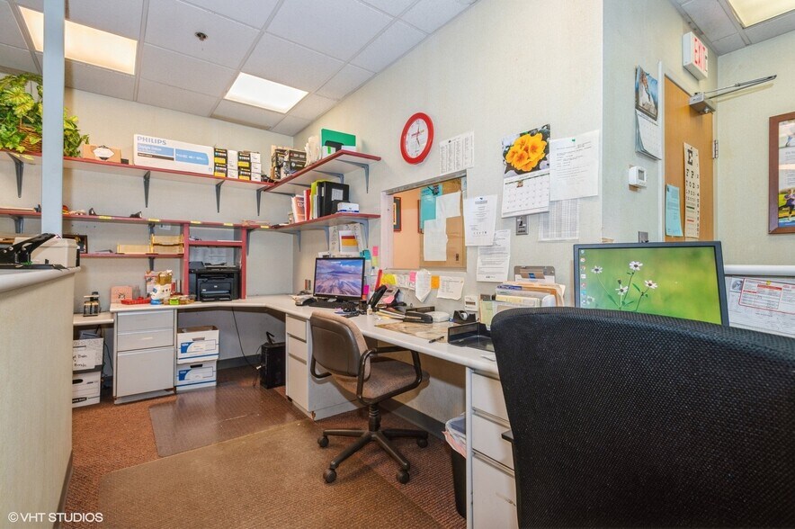 More Photos Of 1553 State Route 27, Somerset Office For Sale