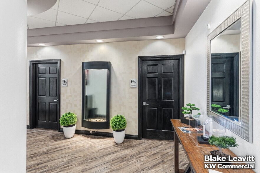 More Photos Of 5844 S Pecos Rd, Las Vegas Medical For Sale
