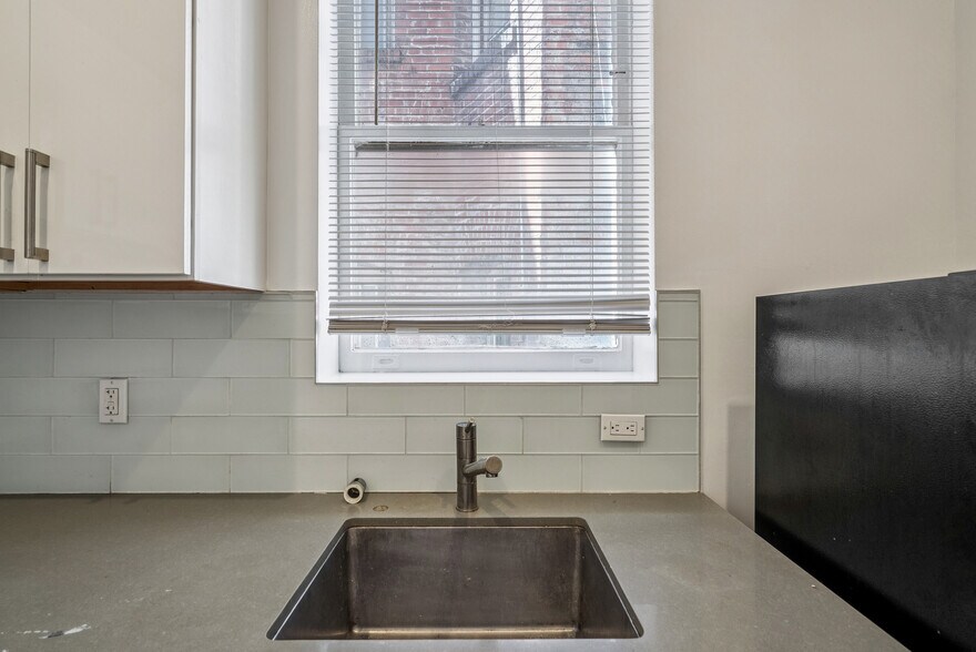 More Photos Of 669 Ellis St, San Francisco Apartments For Sale