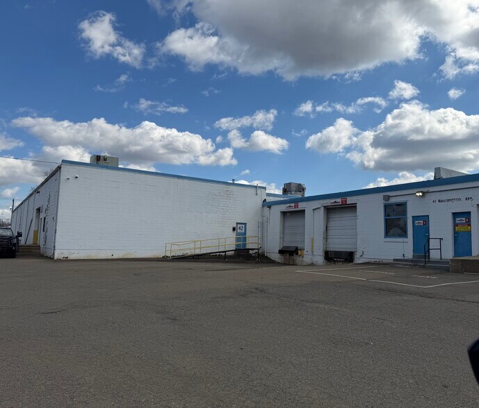 More Photos Of 41 Washington Ave, East Haven Industrial For Lease