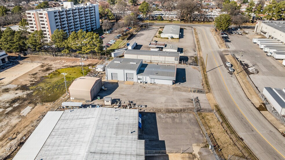 More Photos Of 1705 Cherokee Blvd, Memphis Warehouse For Sale