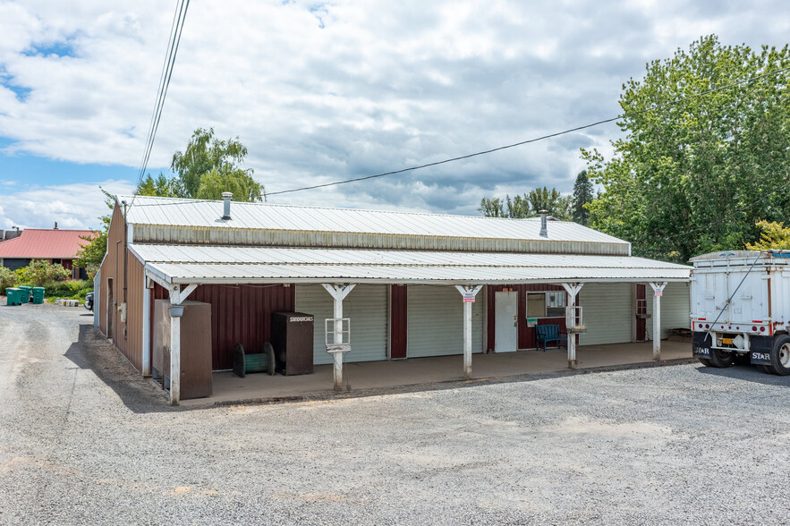 Primary Photo Of 18460 N Highway 99 W, Dayton Light Manufacturing For Sale