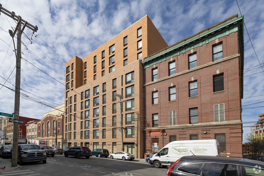 More Photos Of 1725 Village Ln, Far Rockaway Apartments For Lease