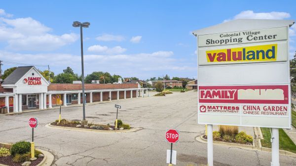 More Photos Of 1601-1713 W Mount Hope Ave, Lansing Storefront For Sale