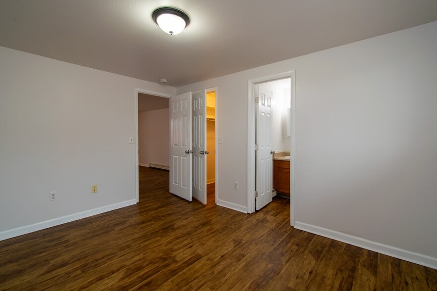 More Photos Of 208 S Jefferson Ave, Loveland Apartments For Sale