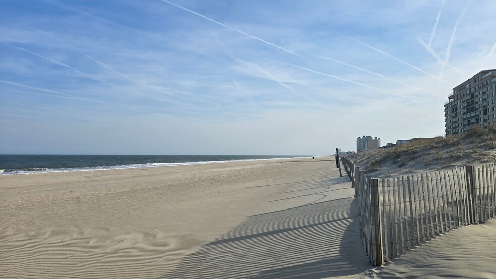 More Photos Of 5906-5908 Coastal Hwy, Ocean City Apartments For Sale