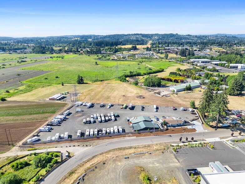More Photos Of 19935 SW Cipole Rd, Sherwood Industrial For Lease
