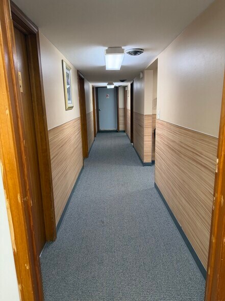 More Photos Of 93 Market Sq, Newington Office For Sale