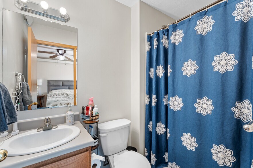 More Photos Of 1026 Cornell St, Vermillion Apartments For Sale