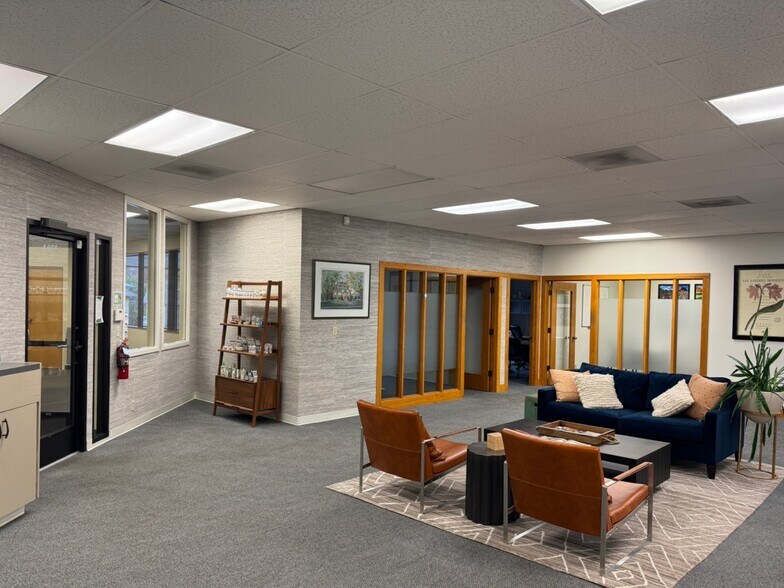 More Photos Of 488 E 11th Ave, Eugene Office For Lease