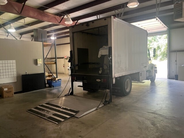 More Photos Of 831-835 Westwood Industrial Park Dr, Weldon Spring Warehouse For Lease