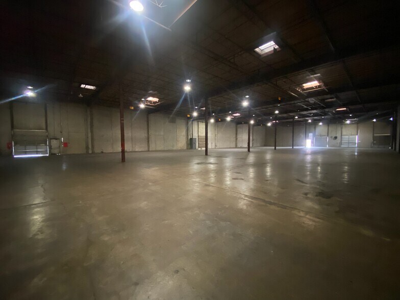 More Photos Of 2005 Texas Ave, Shreveport Warehouse For Lease