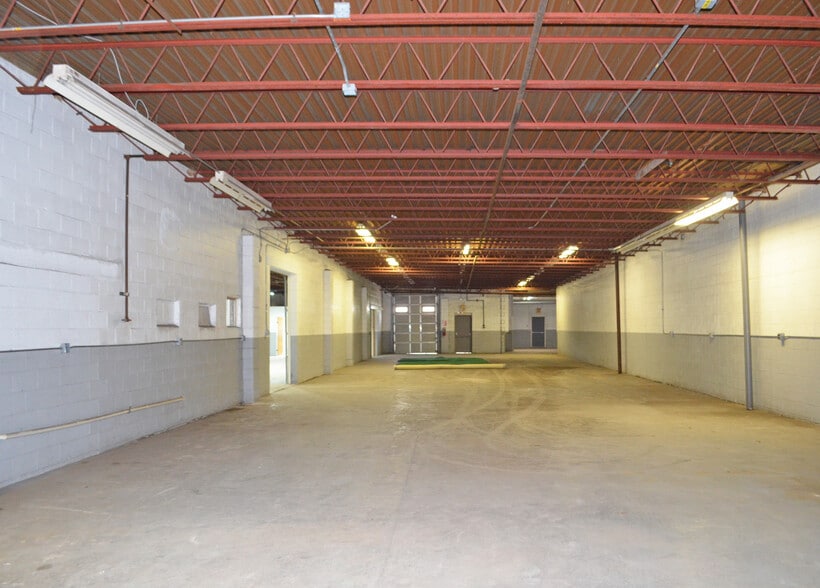 More Photos Of 10027 Railroad St, Lake City Warehouse For Sale