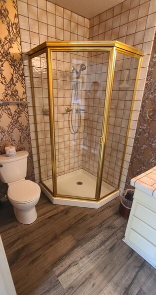 More Photos Of 10722 Arrow Route, Rancho Cucamonga Showroom For Lease