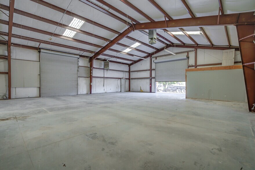 More Photos Of 1671 Zachi Way, Redding Industrial For Lease