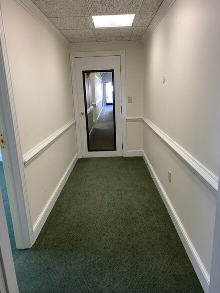 More Photos Of 1306 W Wendover Ave, Greensboro Office For Lease