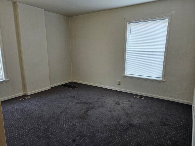 More Photos Of 5335 Delmar Blvd, Saint Louis Apartments For Sale