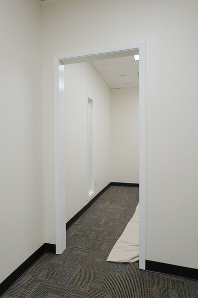 More Photos Of 110 Lincoln Ave, College Station Office For Sale