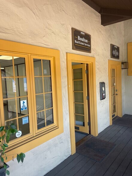 More Photos Of 110 Civic Center Dr, Vista Office For Sale