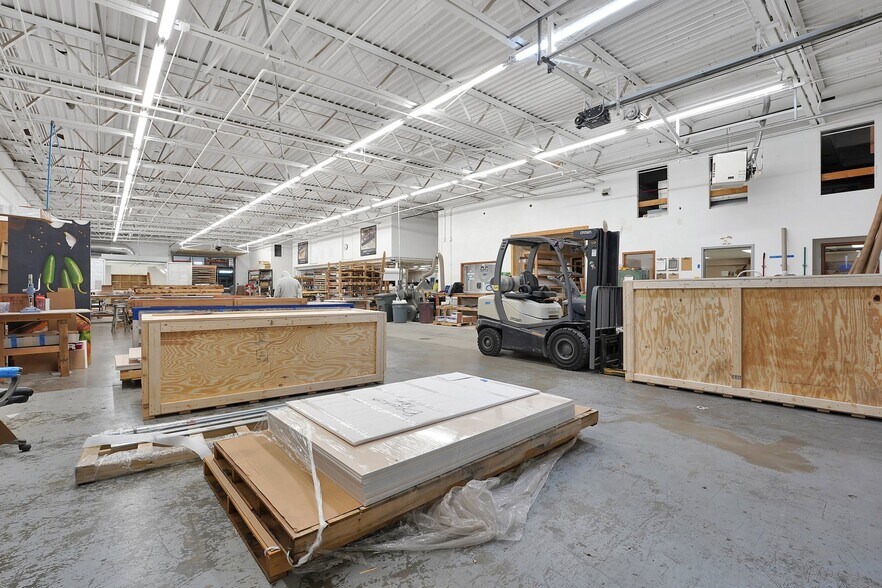 More Photos Of 1394 Courtright Rd, Columbus Warehouse For Sale