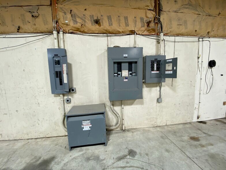 More Photos Of 7530 Hebbardsville Rd, Athens Distribution For Sale