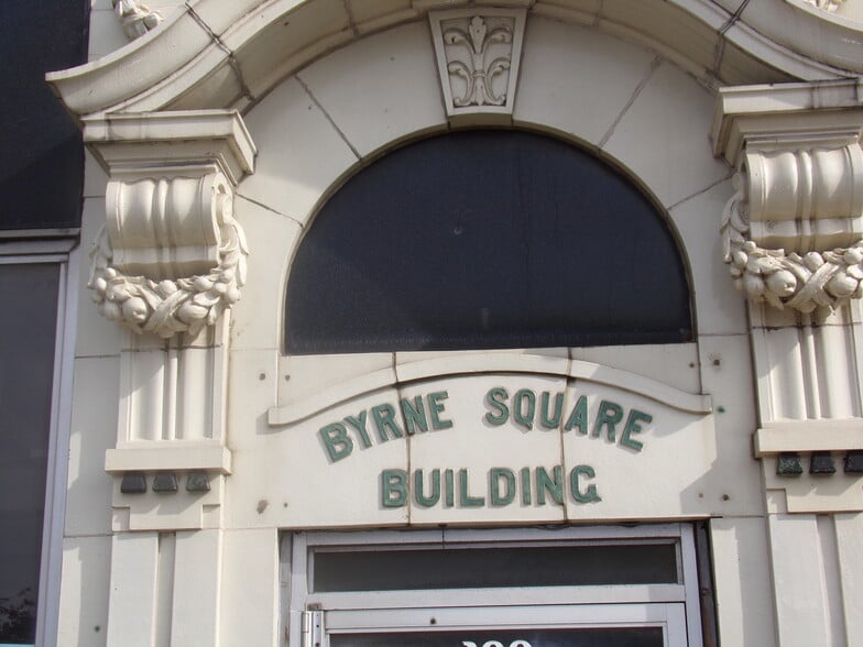 More Photos Of 308 W Genesee St, Syracuse Freestanding For Lease