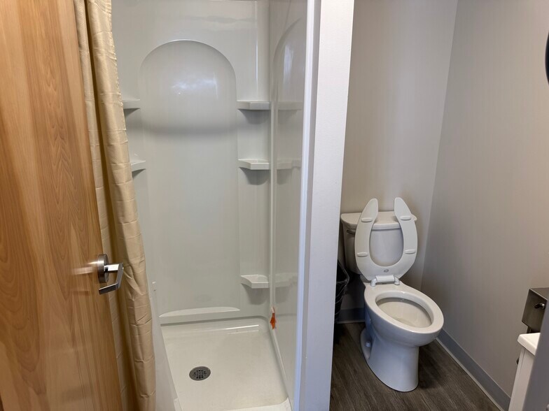 More Photos Of 127 Canvass St, Cohoes Storefront Retail Office For Lease