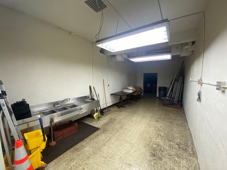 More Photos Of 231 Main St, Salinas Restaurant For Sale