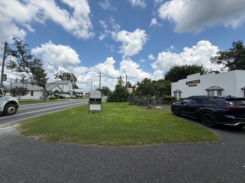 More Photos Of 3119 Crawfordville Hwy, Crawfordville Office For Lease