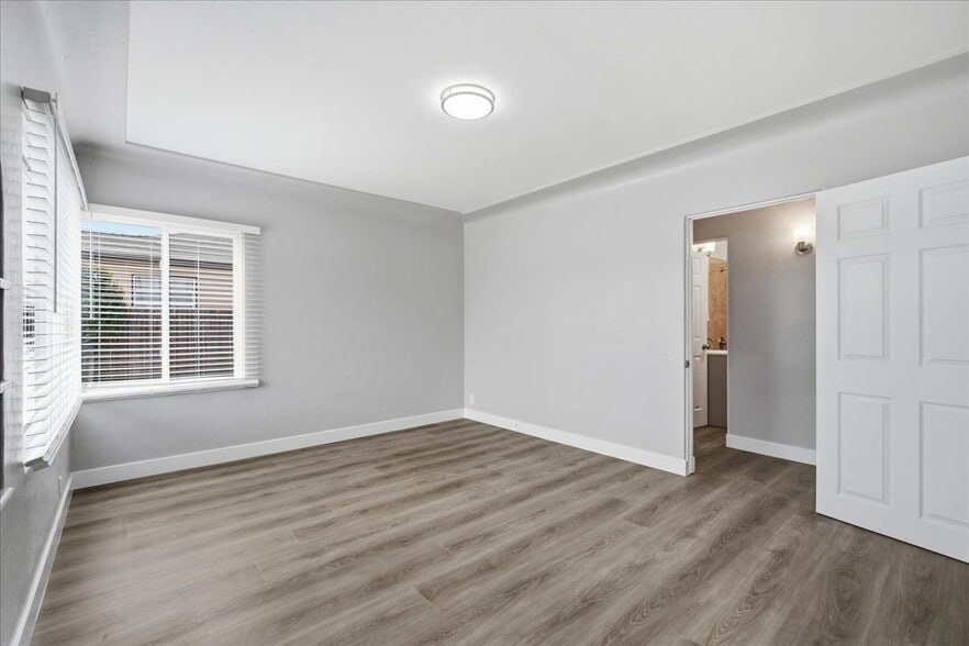 More Photos Of 2304 G Ave, National City Apartments For Sale