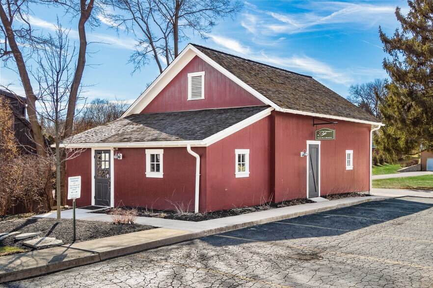 More Photos Of 109 S High St, Dublin Loft Creative Space For Sale