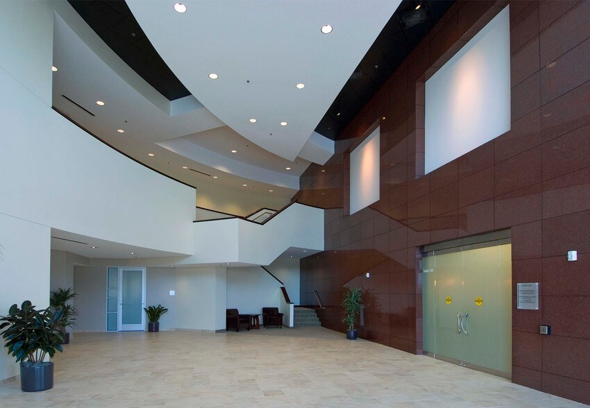 More Photos Of 7501 Lakeview Pkwy, Rowlett Medical For Lease