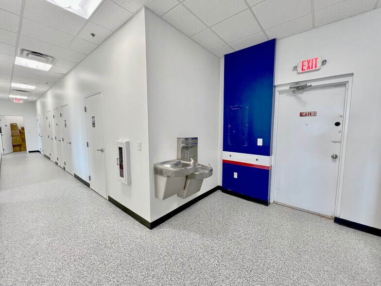 More Photos Of 4606-4640 Lebanon Pike, Hermitage Freestanding For Lease